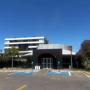 https://hotel-ibis-mendoza.hotelsmendoza.com